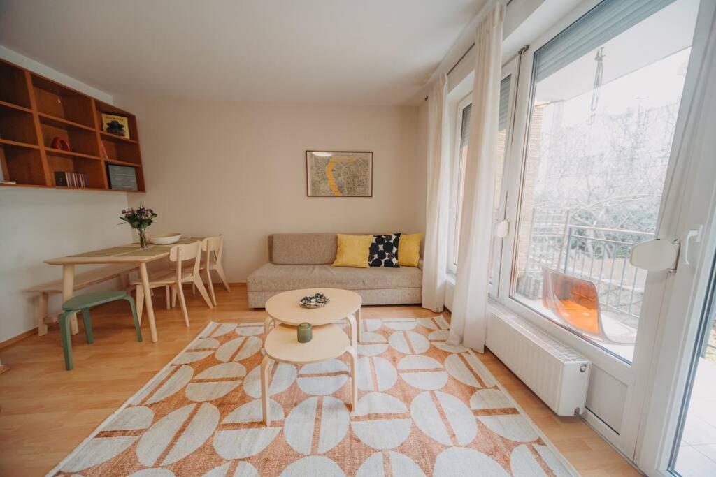 Orangehomes One Bedroom Art Apartment Budapest Exteriör bild